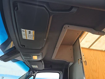 2024 Mercedes-Benz Sprinter 4500 Cab Chassis DRW - miniatura 16