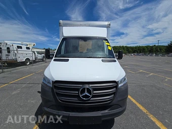 2024 Mercedes-Benz Sprinter 4500 Cab Chassis DRW - miniatura 2
