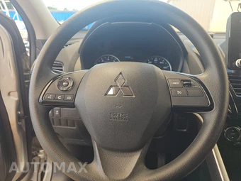 2024 Mitsubishi Eclipse Cross LE - miniatura 10