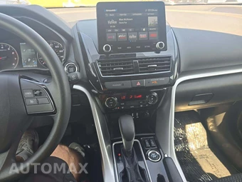 2024 Mitsubishi Eclipse Cross LE - miniatura 7