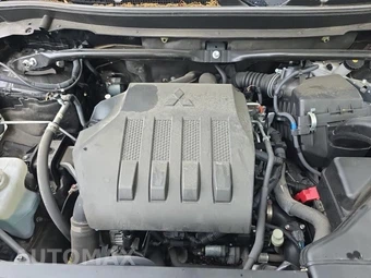 2024 Mitsubishi Eclipse Cross LE – miniatura 18