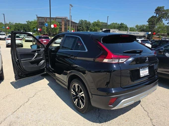 2024 Mitsubishi Eclipse Cross SE – miniatura 2