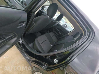 2024 Mitsubishi Mirage ES – miniatura 13