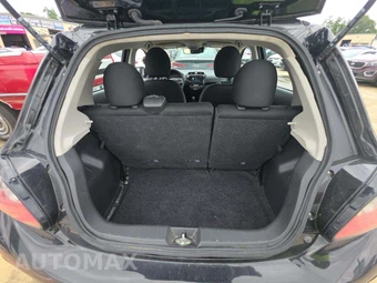 2024 Mitsubishi Mirage ES – miniatura 14