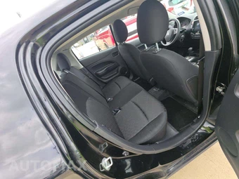 2024 Mitsubishi Mirage ES – miniatura 16