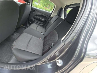 2024 Mitsubishi Mirage ES – miniatura 13