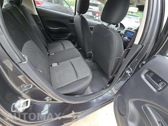 2024 Mitsubishi Mirage ES – miniatura 16