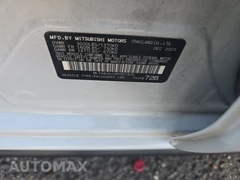 2024 Mitsubishi Mirage ES - miniatura 14