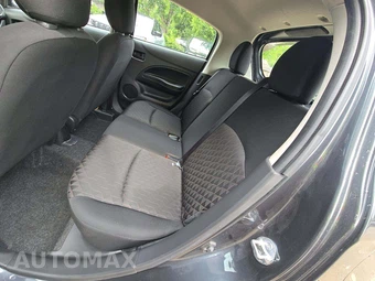 2024 Mitsubishi Mirage ES – miniatura 13
