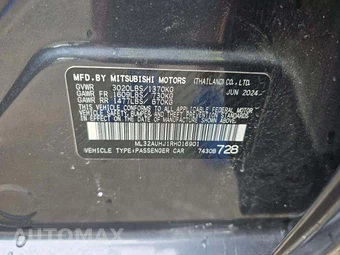 2024 Mitsubishi Mirage ES – miniatura 5