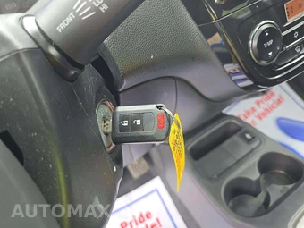 2024 Mitsubishi Mirage ES – miniatura 8