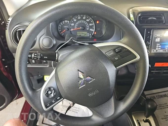 2024 Mitsubishi Mirage ES – miniatura 10