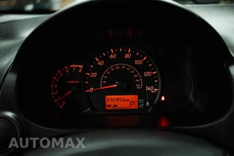 2024 Mitsubishi Mirage ES - miniatura 15