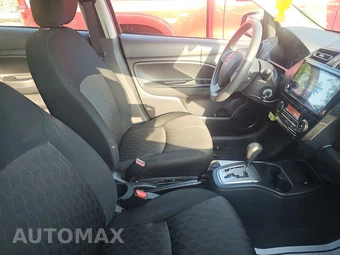 2024 Mitsubishi Mirage ES – miniatura 8