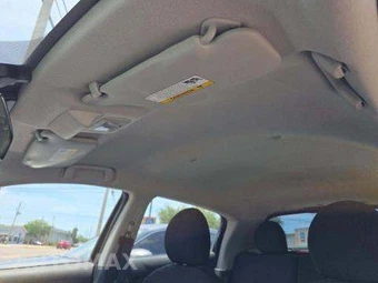 2024 Mitsubishi Mirage ES – miniatura 11