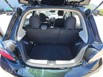 2024 Mitsubishi Mirage ES – miniatura 14