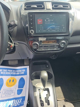 2024 Mitsubishi Mirage ES – miniatura 11
