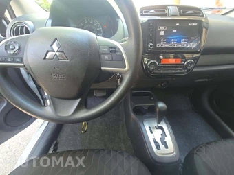 2024 Mitsubishi Mirage ES – miniatura 10