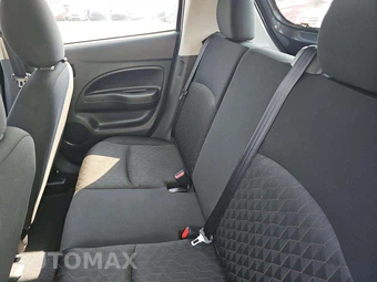 2024 Mitsubishi Mirage ES – miniatura 10