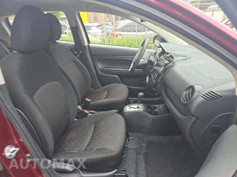 2024 Mitsubishi Mirage ES – miniatura 18
