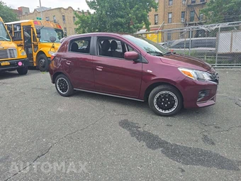 2024 Mitsubishi Mirage ES – miniatura 4