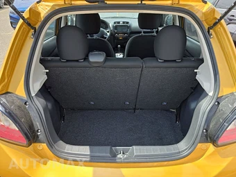 2024 Mitsubishi Mirage ES – miniatura 16