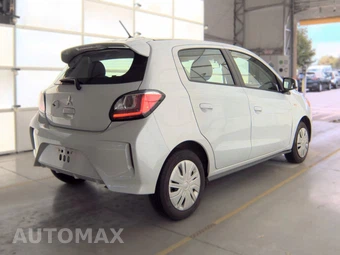 2024 Mitsubishi Mirage ES – miniatura 4