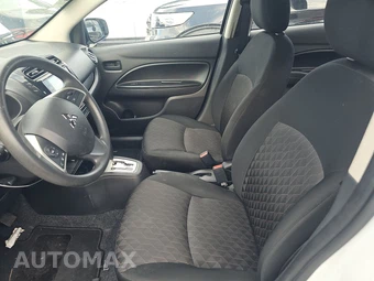 2024 Mitsubishi Mirage ES – miniatura 7