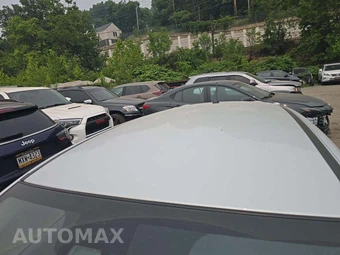 2024 Mitsubishi Mirage ES – miniatura 12