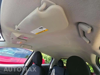 2024 Mitsubishi Mirage ES – miniatura 11