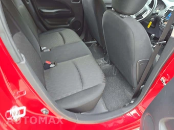 2024 Mitsubishi Mirage ES – miniatura 16