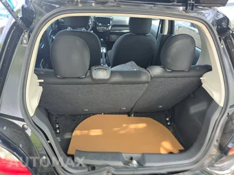 2024 Mitsubishi Mirage ES – miniatura 17