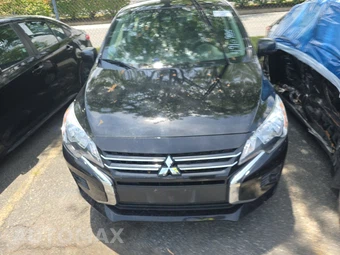 2024 Mitsubishi Mirage ES – miniatura 2