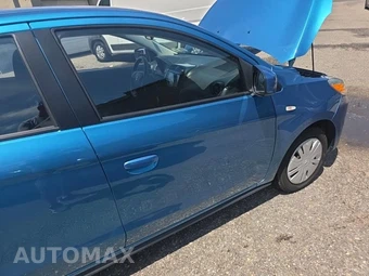 2024 Mitsubishi Mirage ES - miniatura 20