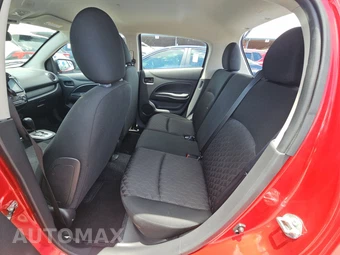 2024 Mitsubishi Mirage ES – miniatura 13
