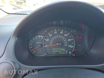 2024 Mitsubishi Mirage ES - miniatura 6