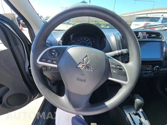 2024 Mitsubishi Mirage ES – miniatura 10