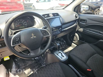 2024 Mitsubishi Mirage ES – miniatura 11