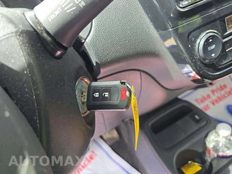 2024 Mitsubishi Mirage ES – miniatura 8