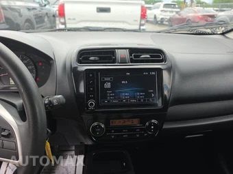 2024 Mitsubishi Mirage ES - miniatura 11