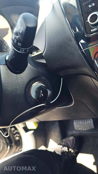 2024 Mitsubishi Mirage ES – miniatura 21
