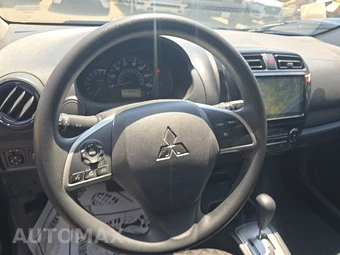 2024 Mitsubishi Mirage ES – miniatura 10