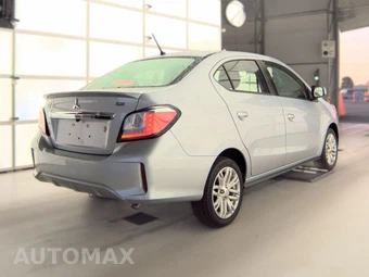 2024 Mitsubishi Mirage G4 Black Edition – miniatura 4