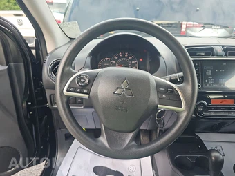 2024 Mitsubishi Mirage G4 Black Edition – miniatura 16