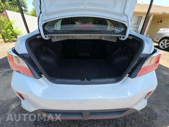 2024 Mitsubishi Mirage G4 Black Edition – miniatura 14