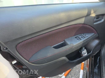 2024 Mitsubishi Mirage G4 Black Edition – miniatura 9