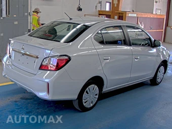2024 Mitsubishi Mirage G4 ES – miniatura 4