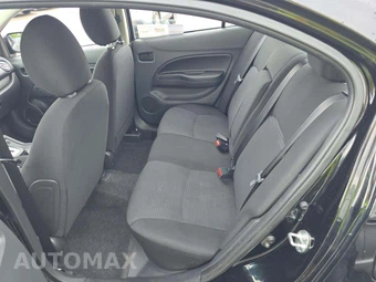2024 Mitsubishi Mirage G4 ES – miniatura 13