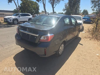 2024 Mitsubishi Mirage G4 ES – miniatura 4