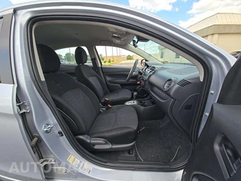 2024 Mitsubishi Mirage G4 ES – miniatura 18